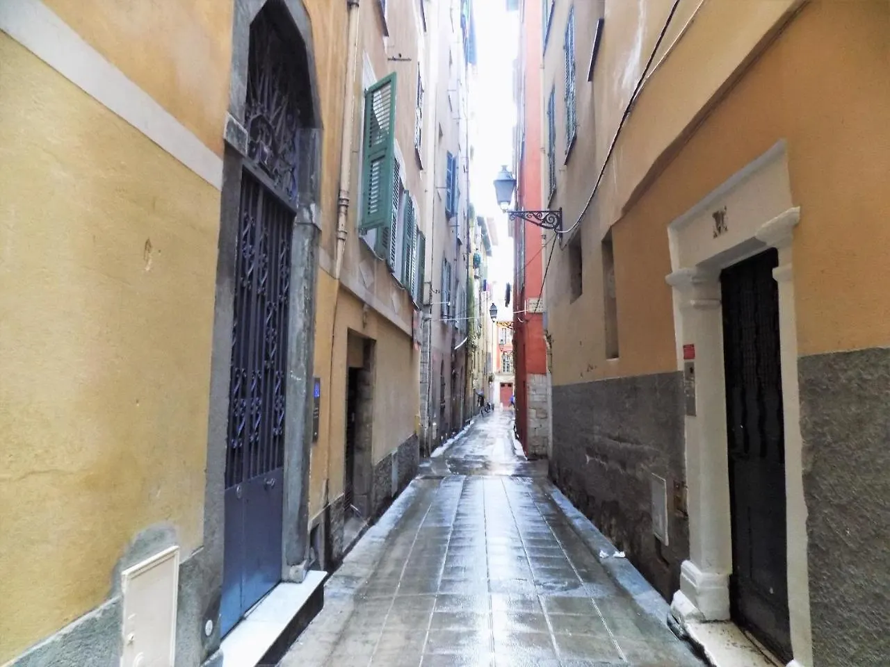 Jesus Saleya Apartman Nizza Franciaország